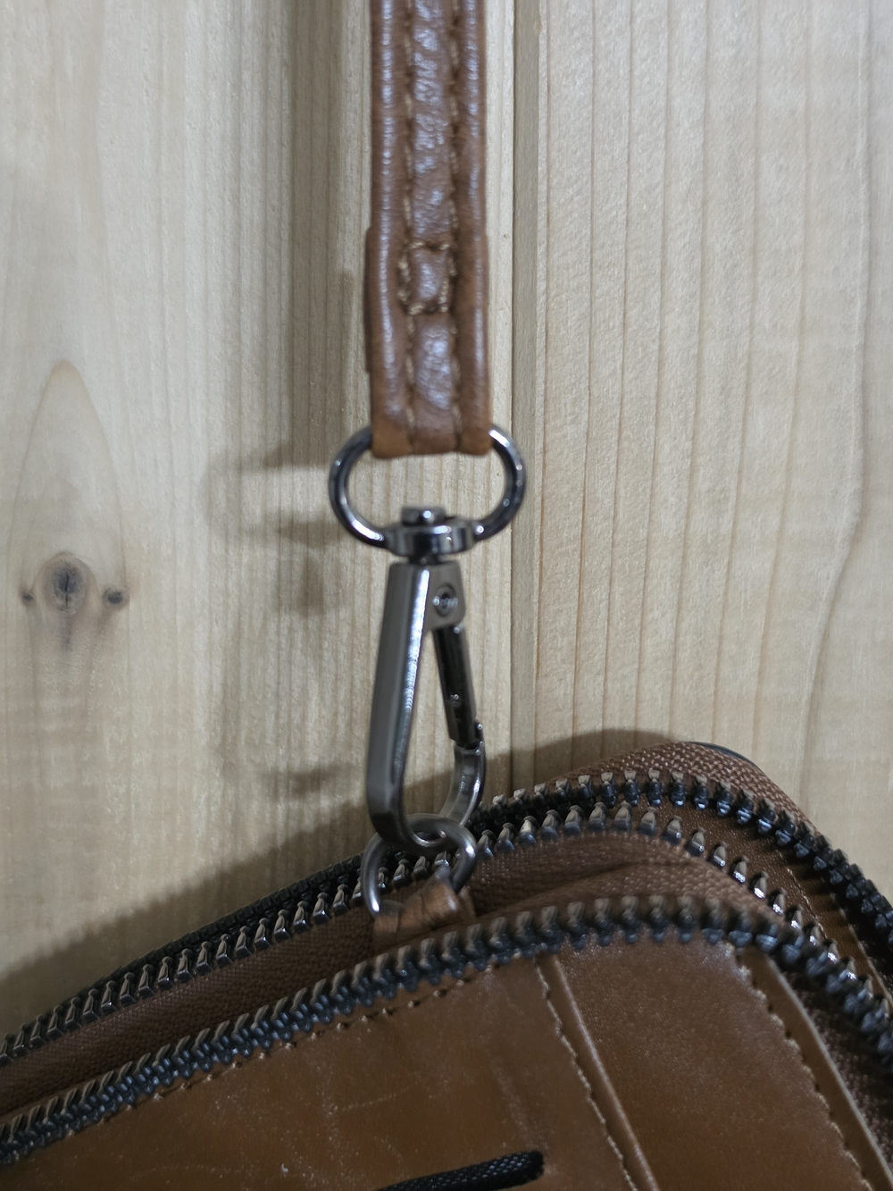 Sam & Hadley Western Tooled Faux Leather Crossbody Wallet Bag - Picture 8 of 16